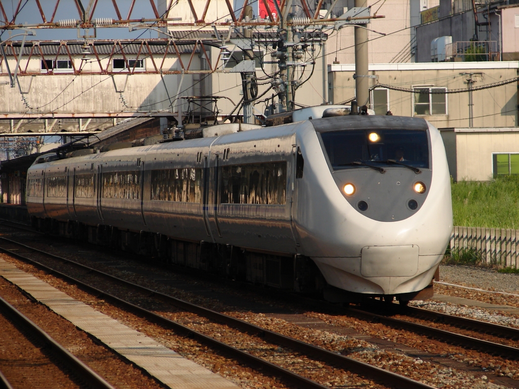 【JR西日本】2024年頃から681系・281系・283系の約110両を新製車両に置換？