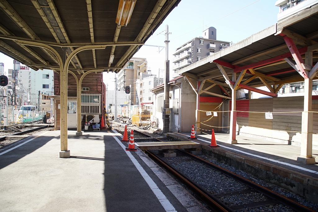 【阪堺】恵美須町駅2番線が使用停止…ポイントが剥がされる