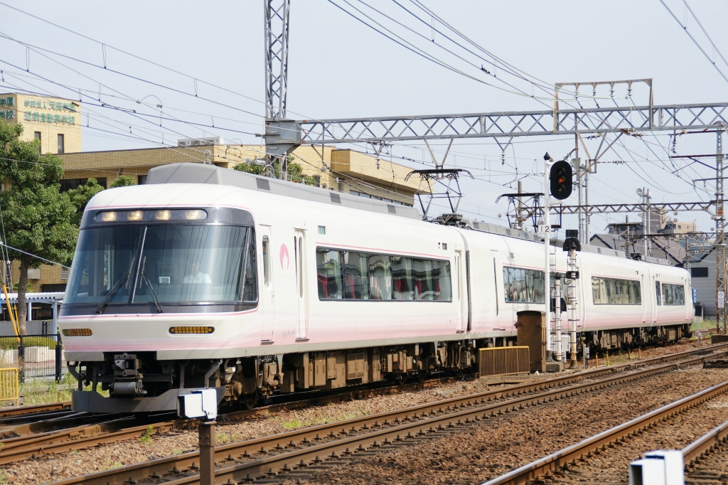 近畿日本鉄道26000系「さくらライナー」（SL）編成表