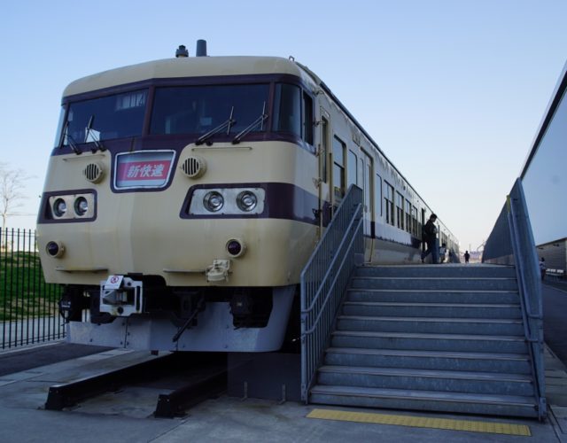 【JR西日本】クハ117系、国鉄色に復刻へ