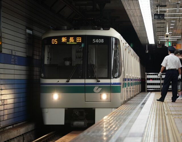 【神戸地下鉄】海岸線にホームドアを導入へ
